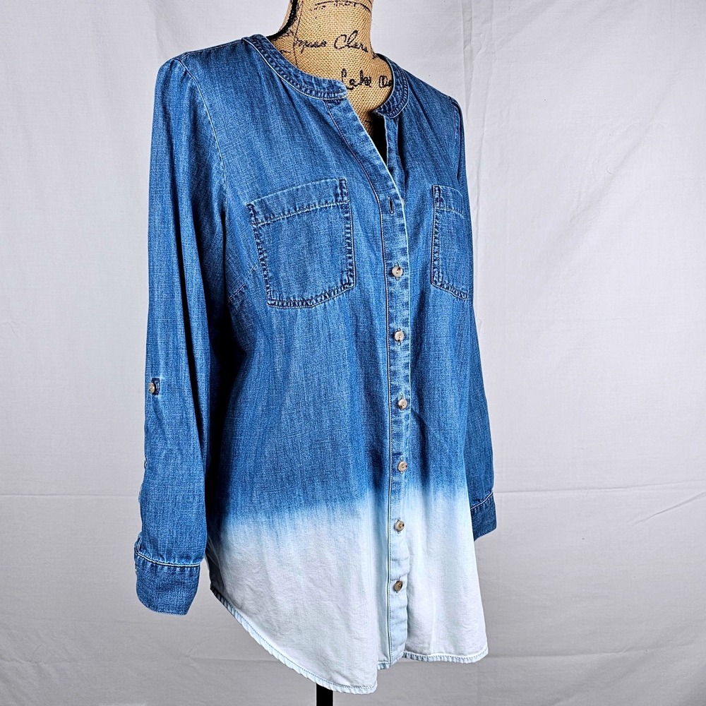 Beautiful J. Jill Denim Shirt Ombre Dip Dye Collarless Button Down Blue White M - Picture 9 of 13